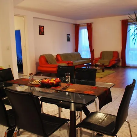 The View House Гостьовий будинок Брашов